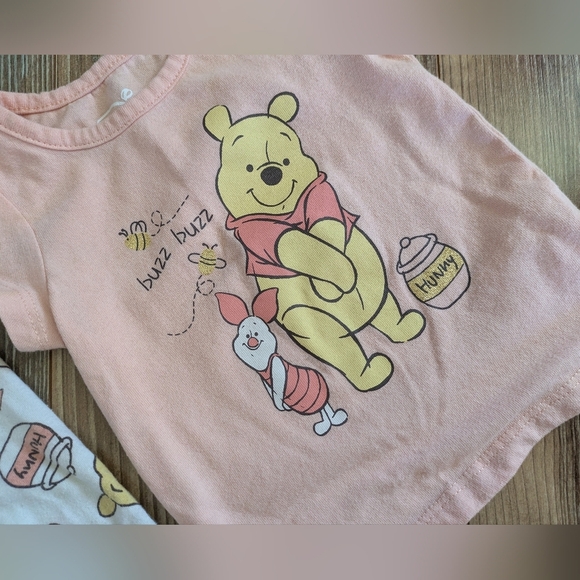 Disney Winnie the Pooh Piglet Honey Bee 2 Piece Short Sleeve Top Pants Set 12 M - Picture 2 of 6